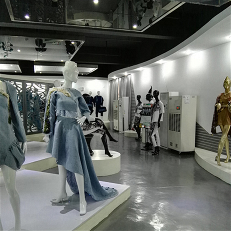 倉(cāng)庫(kù)用什么來除濕好？倉(cāng)庫(kù)除濕用除濕機(jī)