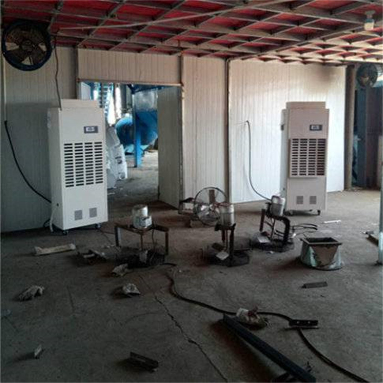 汝陽縣雨季太潮如何除濕？安裝工業(yè)除濕機